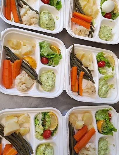 Repas de groupe - Le Cercle du Progrès - Restaurant Saint-Martin-de-Pallières - meilleur resto SAINT-MARTIN-DE-PALLIERES