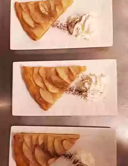 Repas de groupe - Le Cercle du Progrès - Restaurant Saint-Martin-de-Pallières - bien manger SAINT-MARTIN-DE-PALLIERES